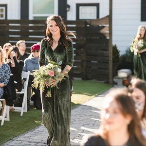 SOFIA OLIVE VELVET MAXI DRESS